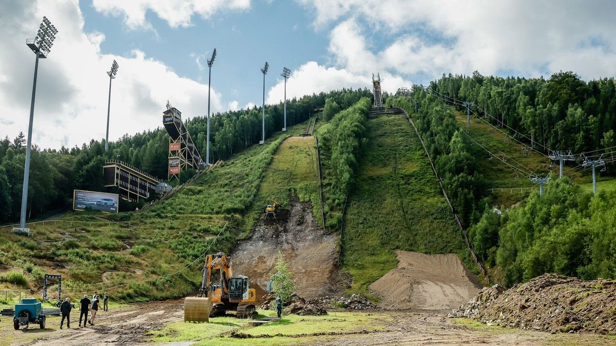 Skok do prázdna. Spor funkcionářů může zničit tradiční český sport